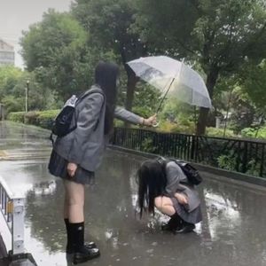 日本吮乳吃奶头亚洲人
